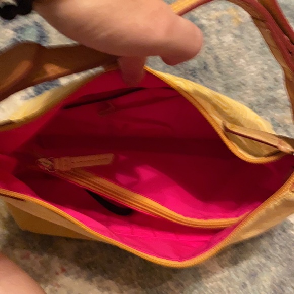 Dooney & Bourke yellow handbag - Picture 2 of 8
